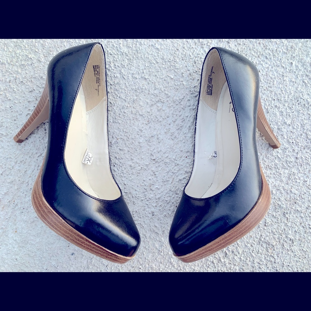 High Heel Pumps - Picture 4 of 8